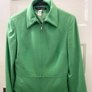 100 % cashmere! Glamorous Anne Klein jacket.